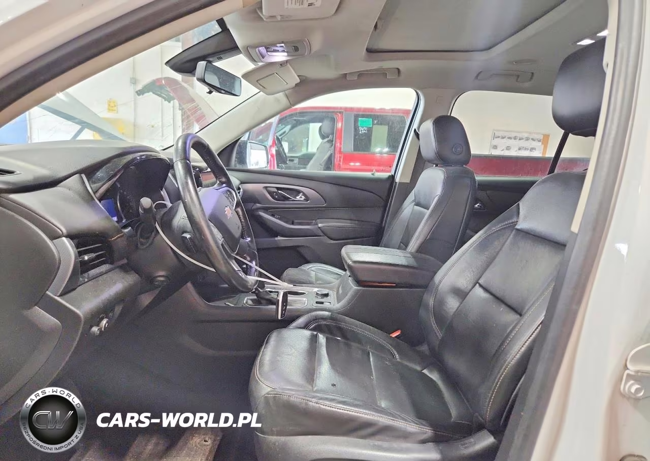 2020 Chevrolet Traverse Premier VIN:1GNEVKKW7LJ169720 - 7