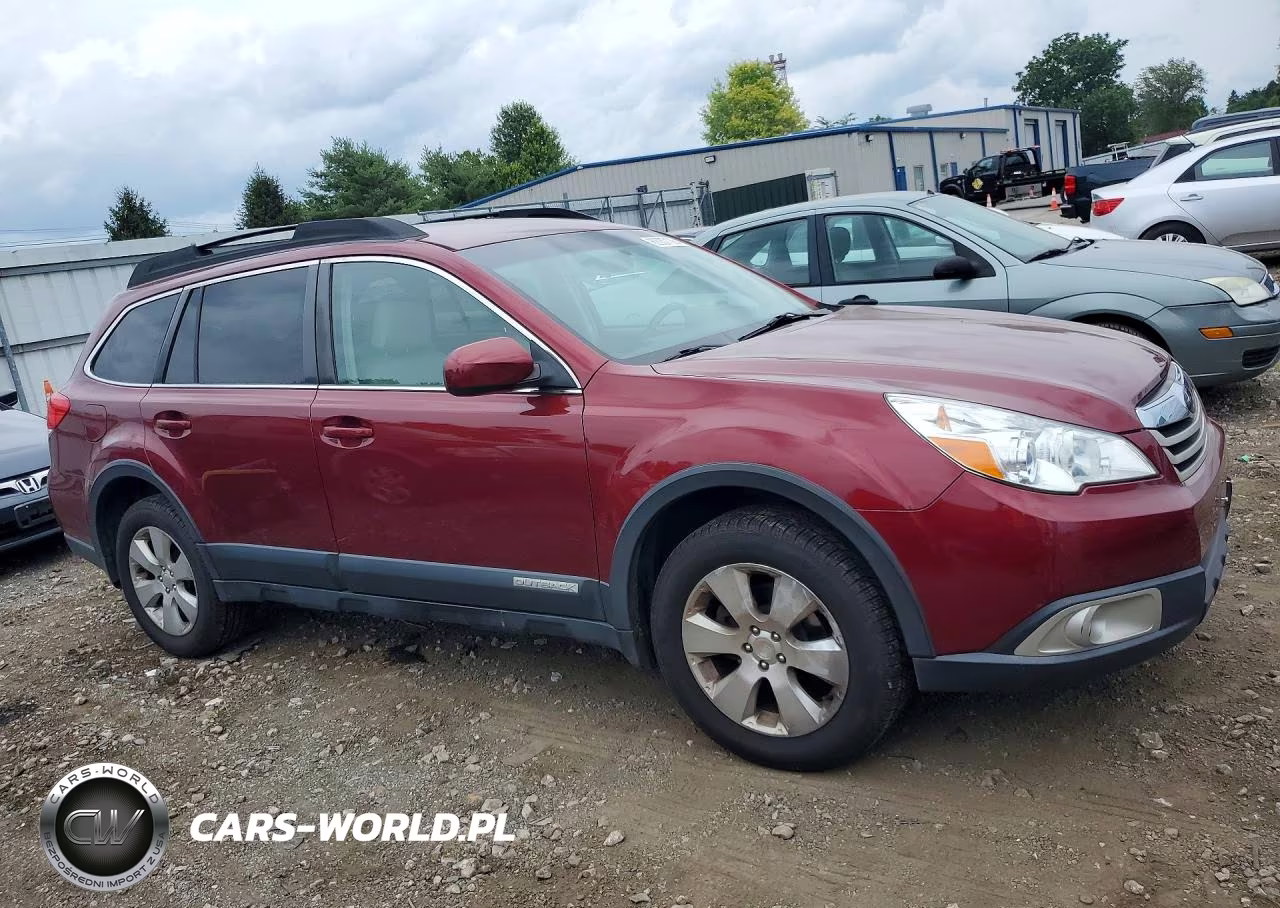 2011 Subaru Outback 2.5I Premium VIN:4S4BRBCC1B3387395 - 4