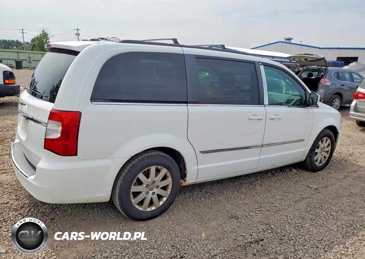 2014 Chrysler Town & Country Touring VIN:2C4RC1BG5ER168406 - 3