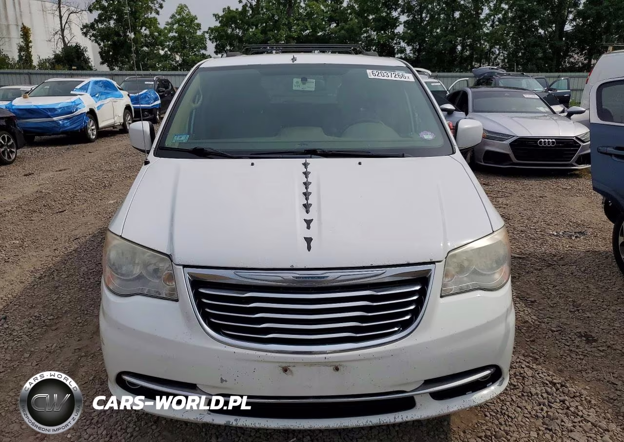 2014 Chrysler Town & Country Touring VIN:2C4RC1BG5ER168406 - 5