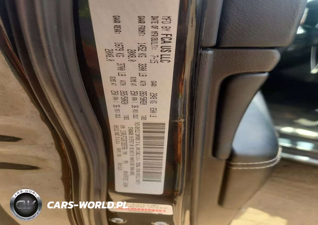 2015 Jeep Grand Cherokee Overland VIN:1C4RJFCG3FC925766 - 12