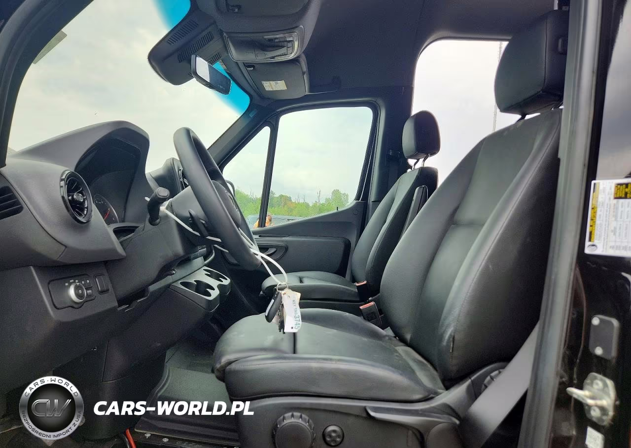 2024 Mercedes-Benz Sprinter 2500 VIN:W1Z4KFHY4RP663012 - 7