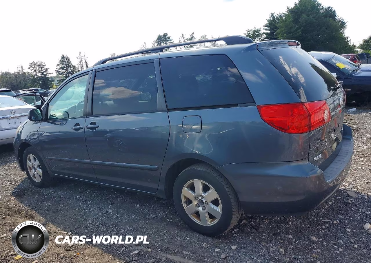 2009 Toyota Sienna Le 7-Passenger VIN:5TDZK23C29S272109 - 2