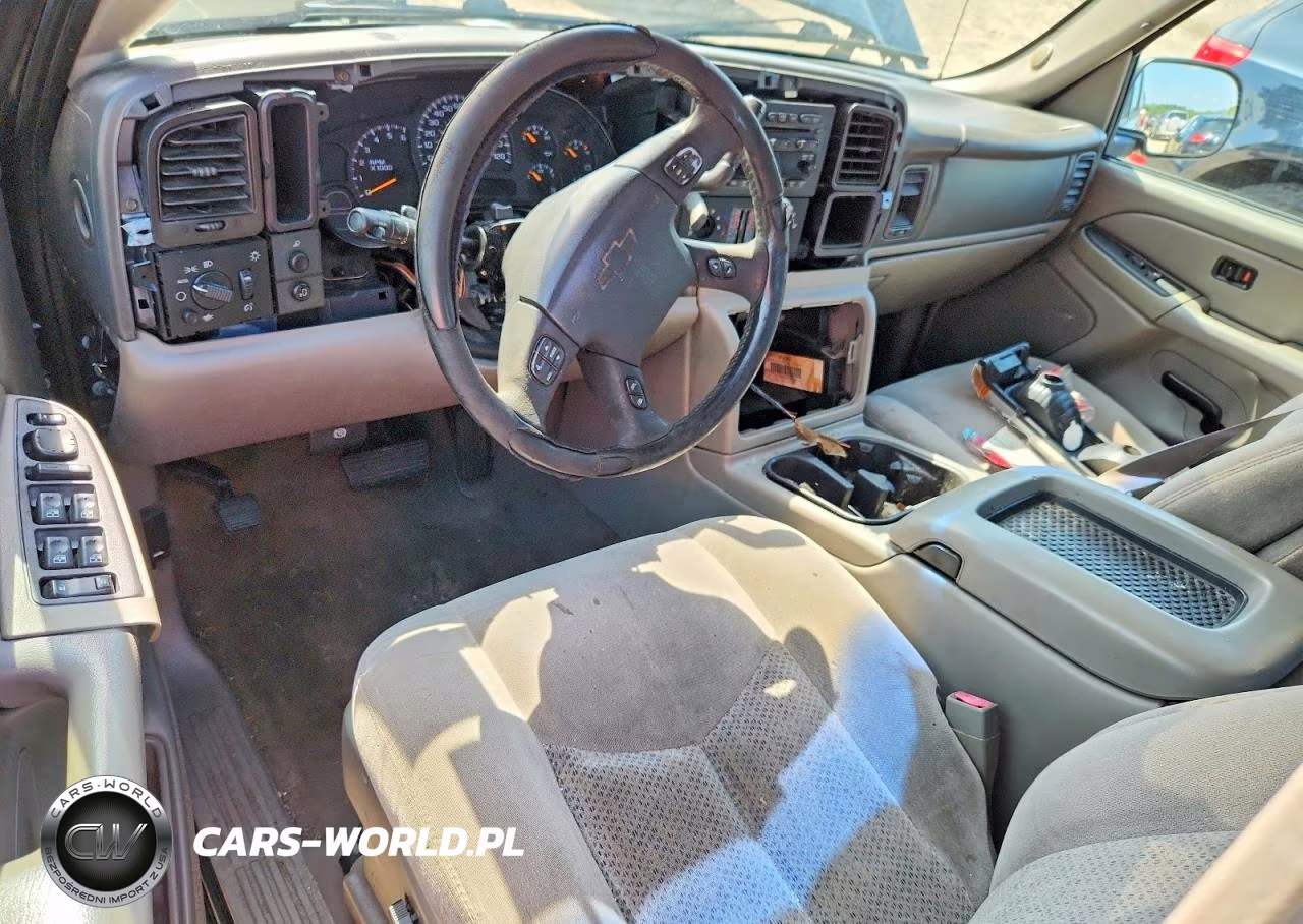2005 Chevrolet Avalanche C1500 VIN:3GNEC12Z15G145251 - 8