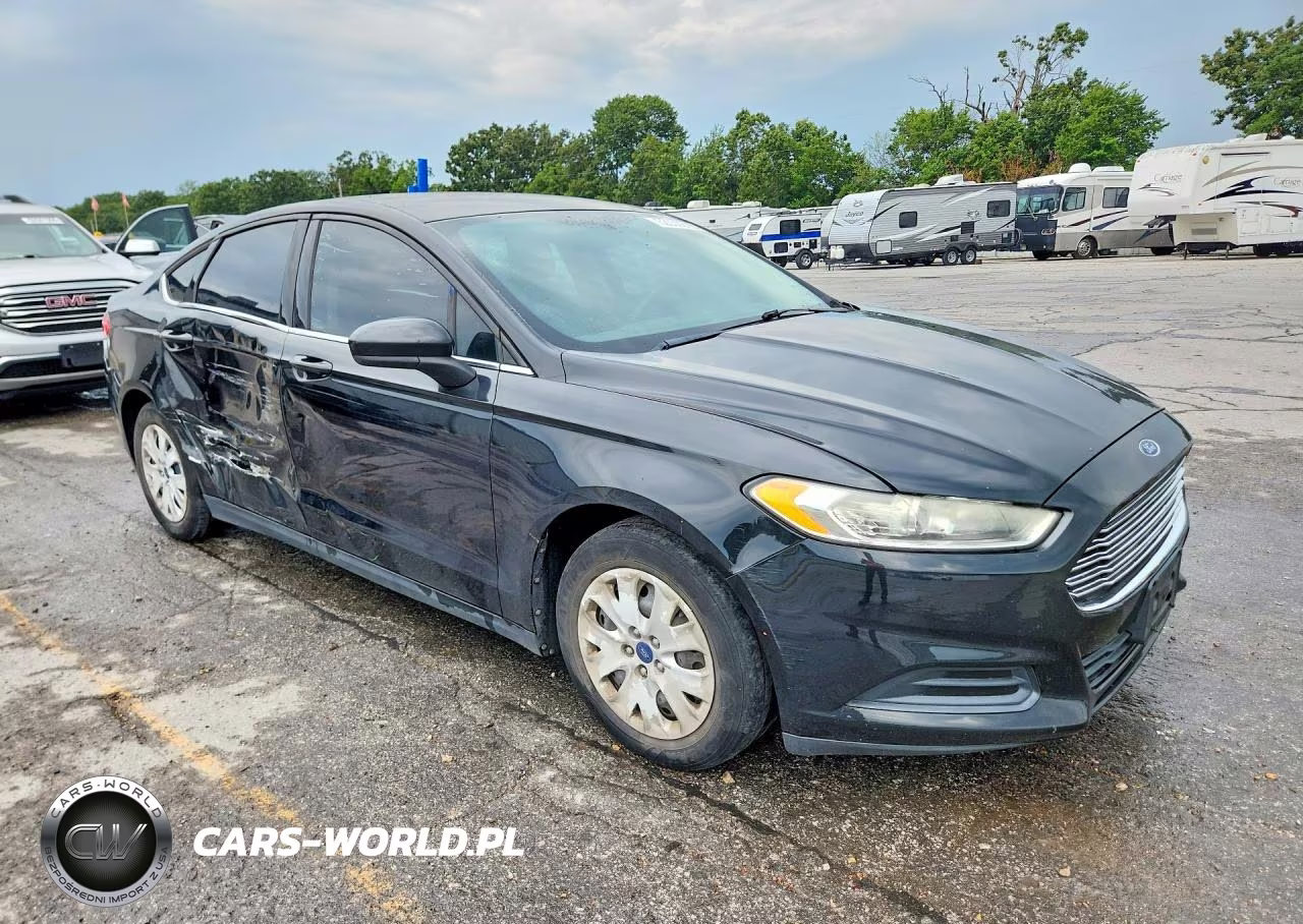 2013 Ford Fusion S VIN:3FA6P0G75DR229150 - 4