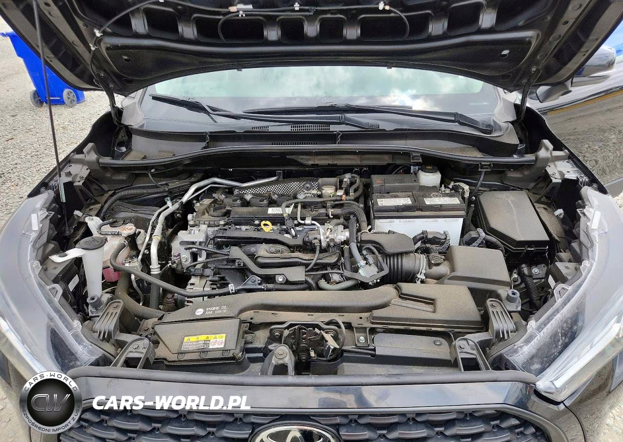 2022 Toyota Corolla Cross Le VIN:7MUBAABG3NV028052 - 12
