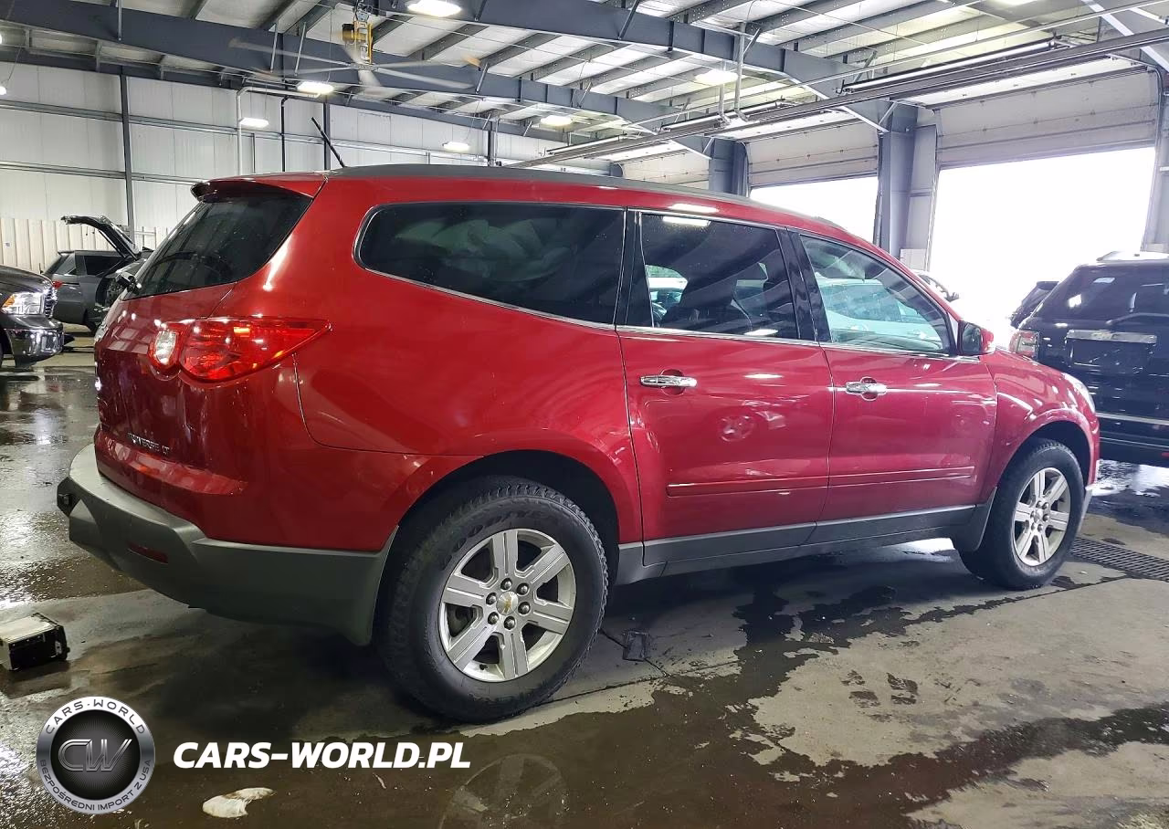 2012 Chevrolet Traverse Lt VIN:1GNKRGED8CJ317338 - 3