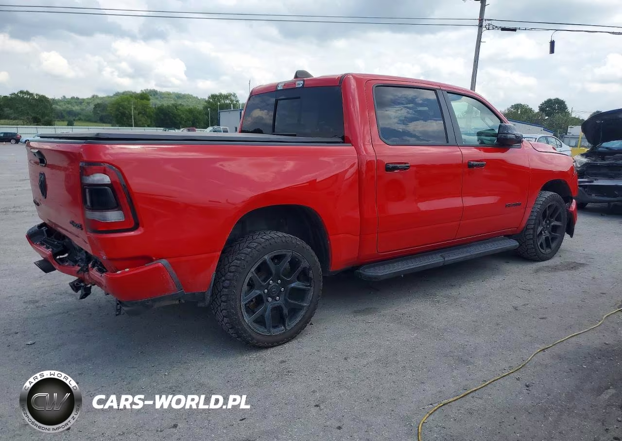 2023 Ram 1500 Laramie VIN:1C6SRFJM1PN547947 - 3