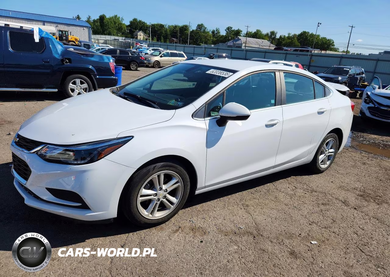 2017 Chevrolet Cruze Lt – zdjęcie 1 z 12