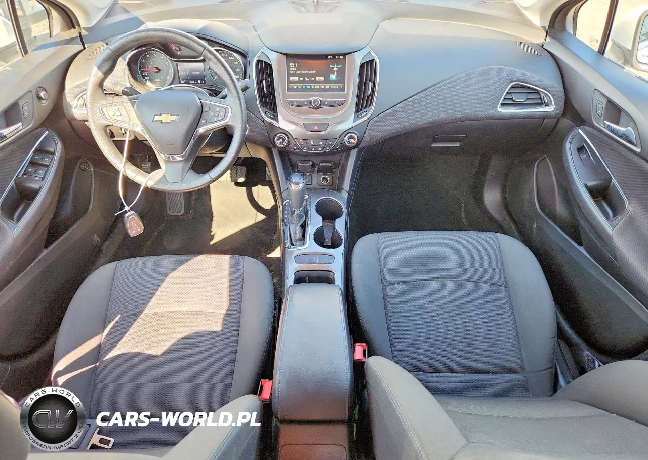2017 Chevrolet Cruze Lt VIN:1G1BE5SMXH7273627 - 8
