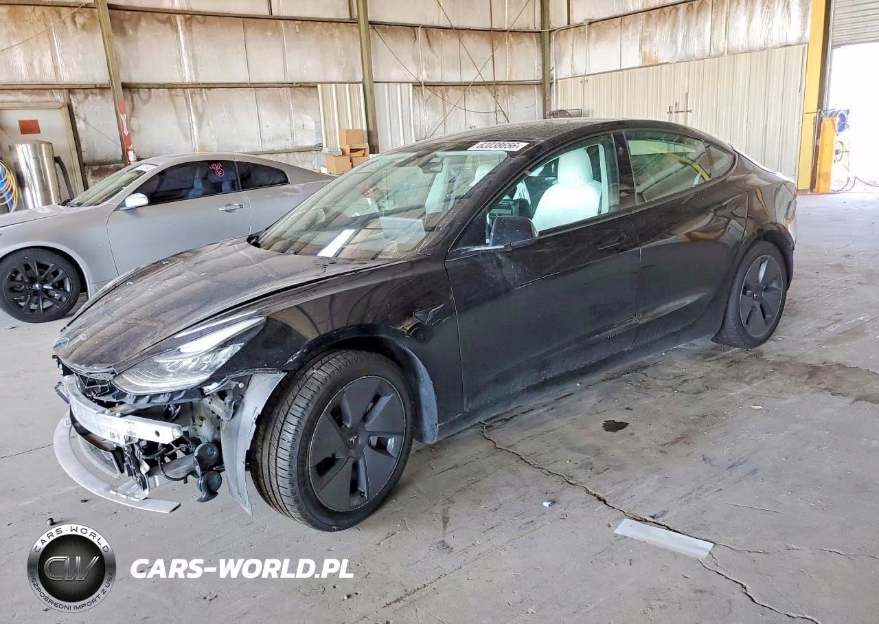 2021 Tesla Model 3 – zdjęcie 1 z 12