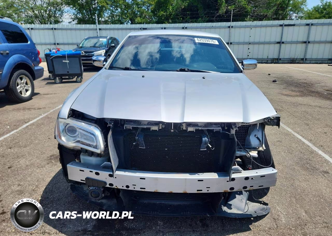 2012 Chrysler 300 Limited VIN:2C3CCACG5CH175593 - 5