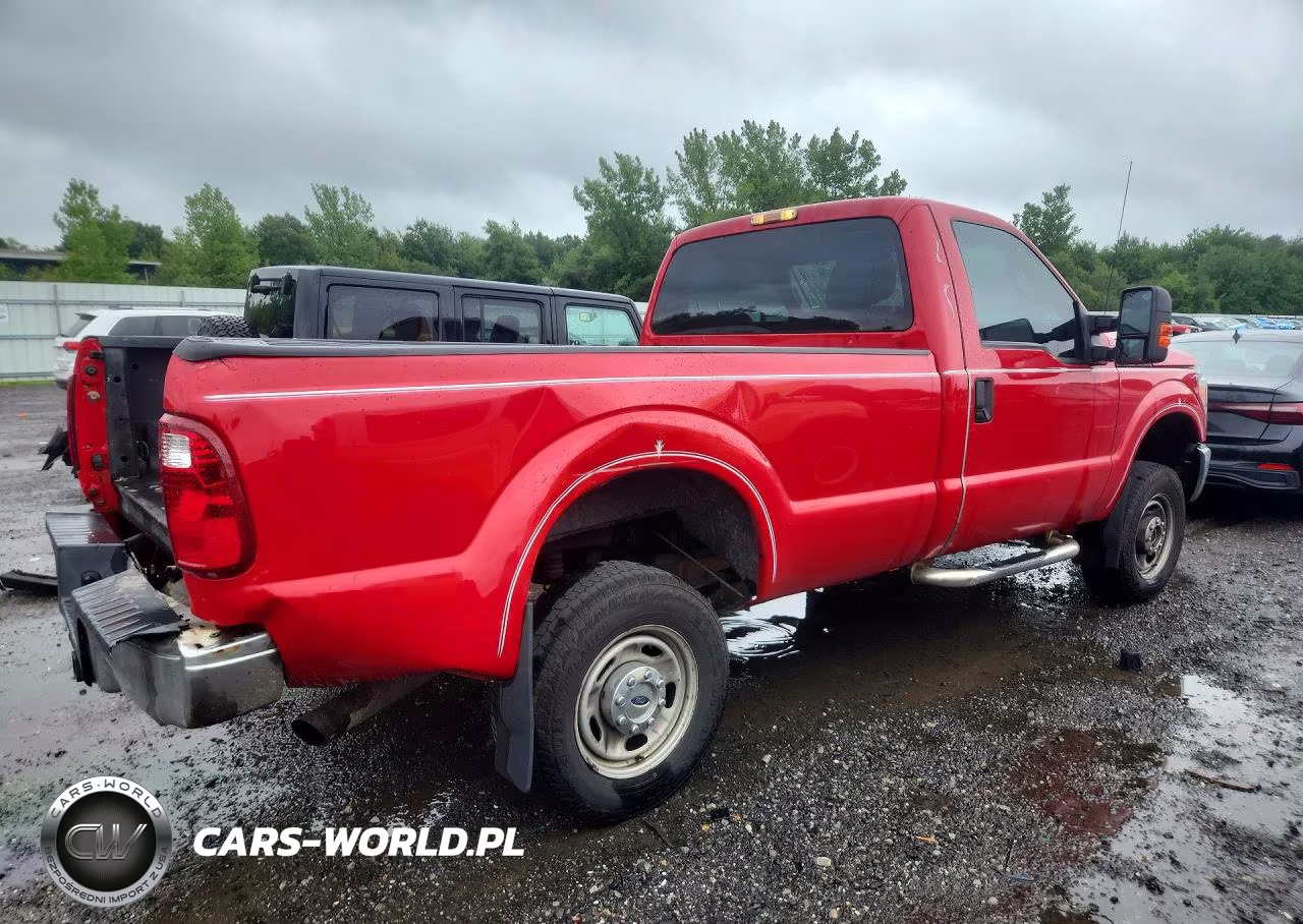 2013 Ford F250 Super Duty VIN:1FTBF2B68DEB89204 - 3