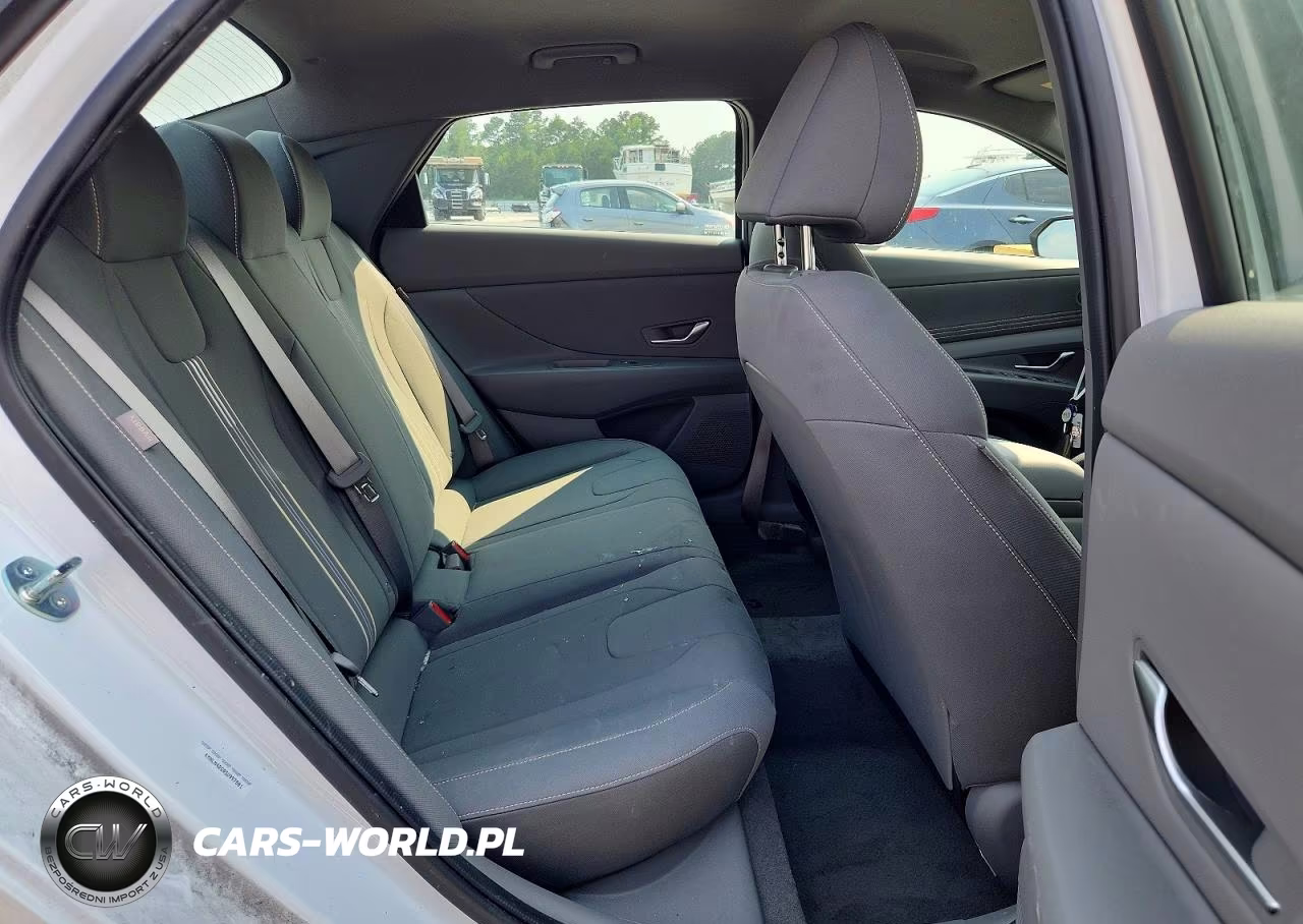 2025 Hyundai Elantra Sel Sport VIN:KMHLM4DG9SU997801 - 10