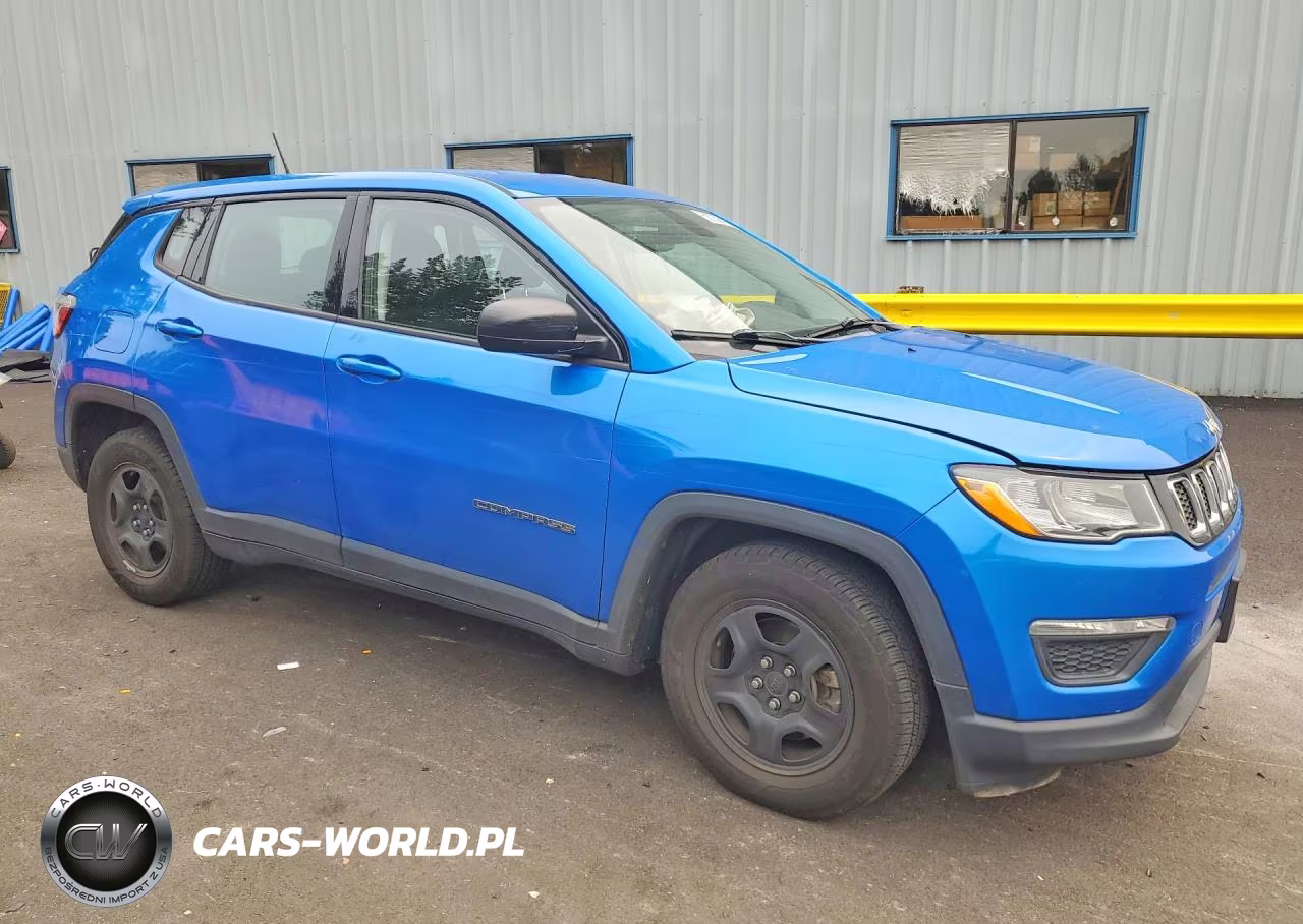 2018 Jeep Compass Sport VIN:3C4NJCAB4JT471223 - 4
