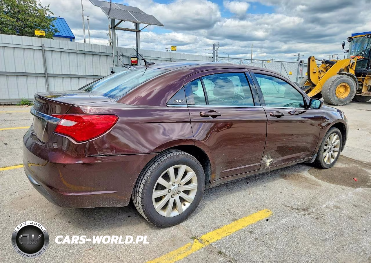 2012 Chrysler 200 Touring VIN:1C3CCBBG8CN283110 - 3