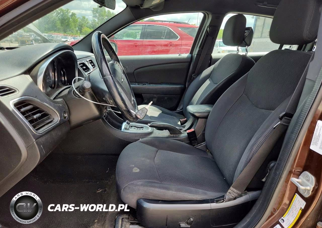 2012 Chrysler 200 Touring VIN:1C3CCBBG8CN283110 - 7