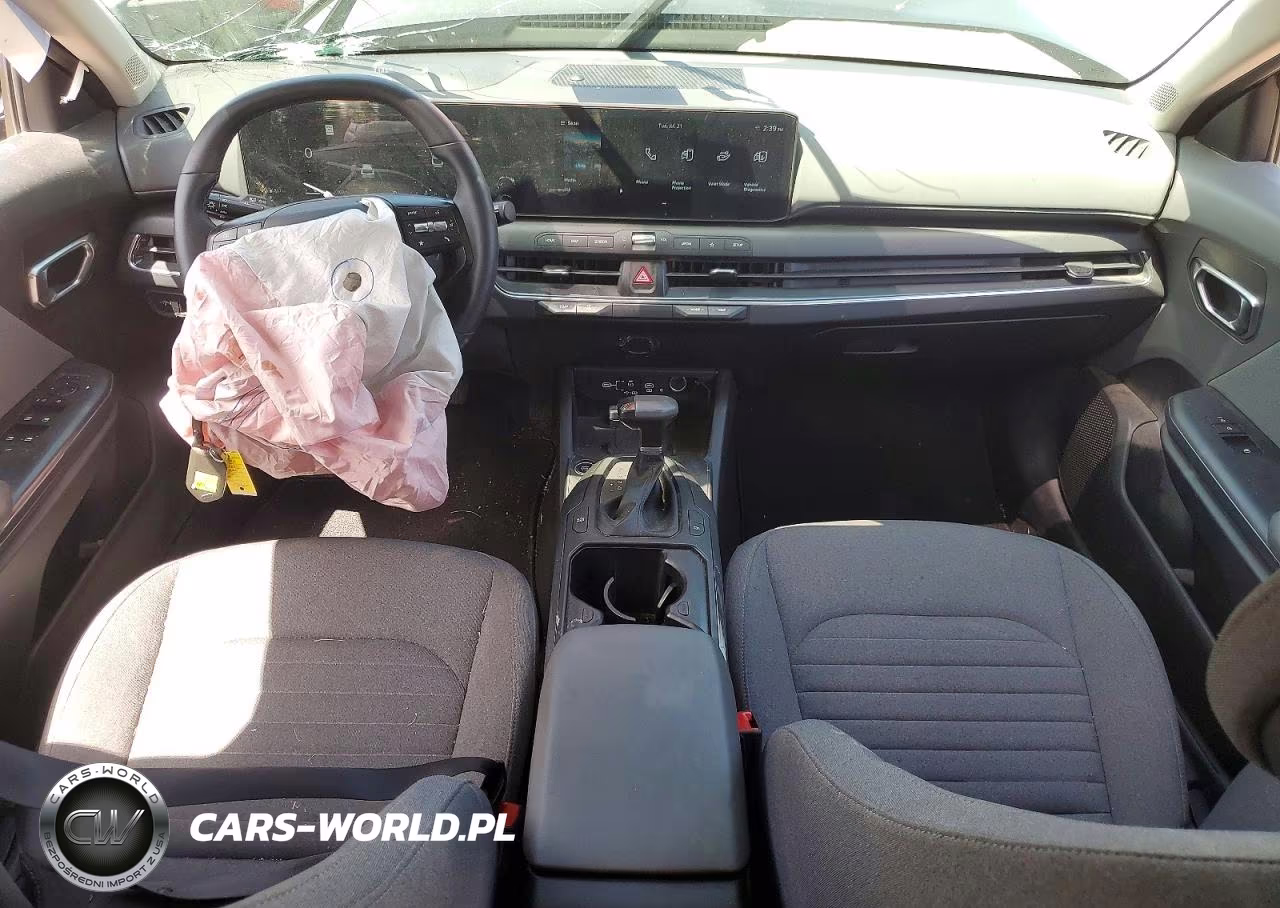 2025 Kia K4 Ex VIN:3KPFU4DE6SE023160 - 8