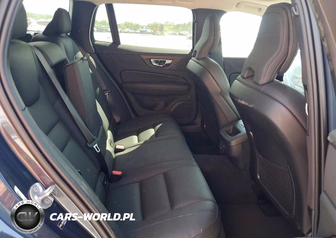 2025 Volvo V60 Cross Country Plus VIN:YV4L12WK1S2147916 - 11