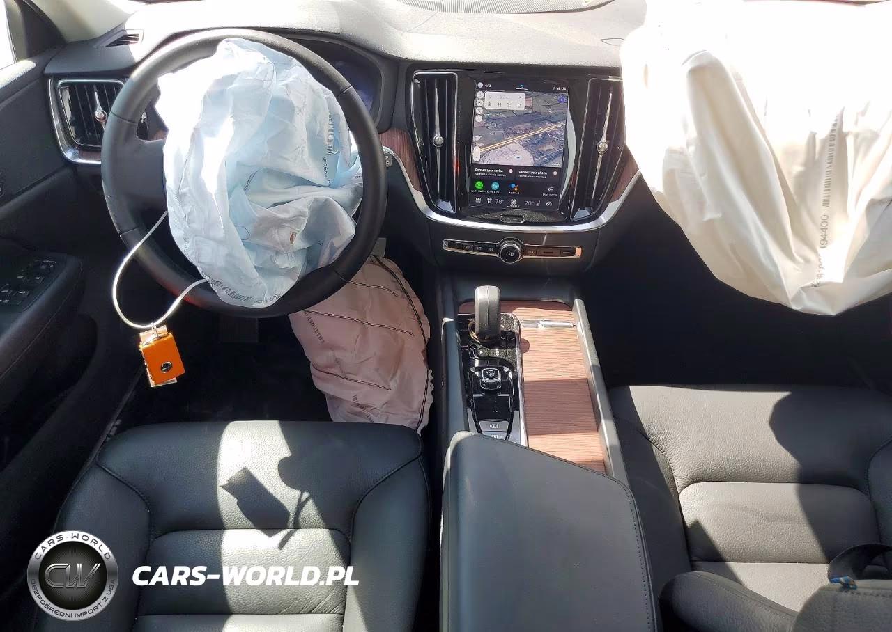2025 Volvo V60 Cross Country Plus VIN:YV4L12WK1S2147916 - 8