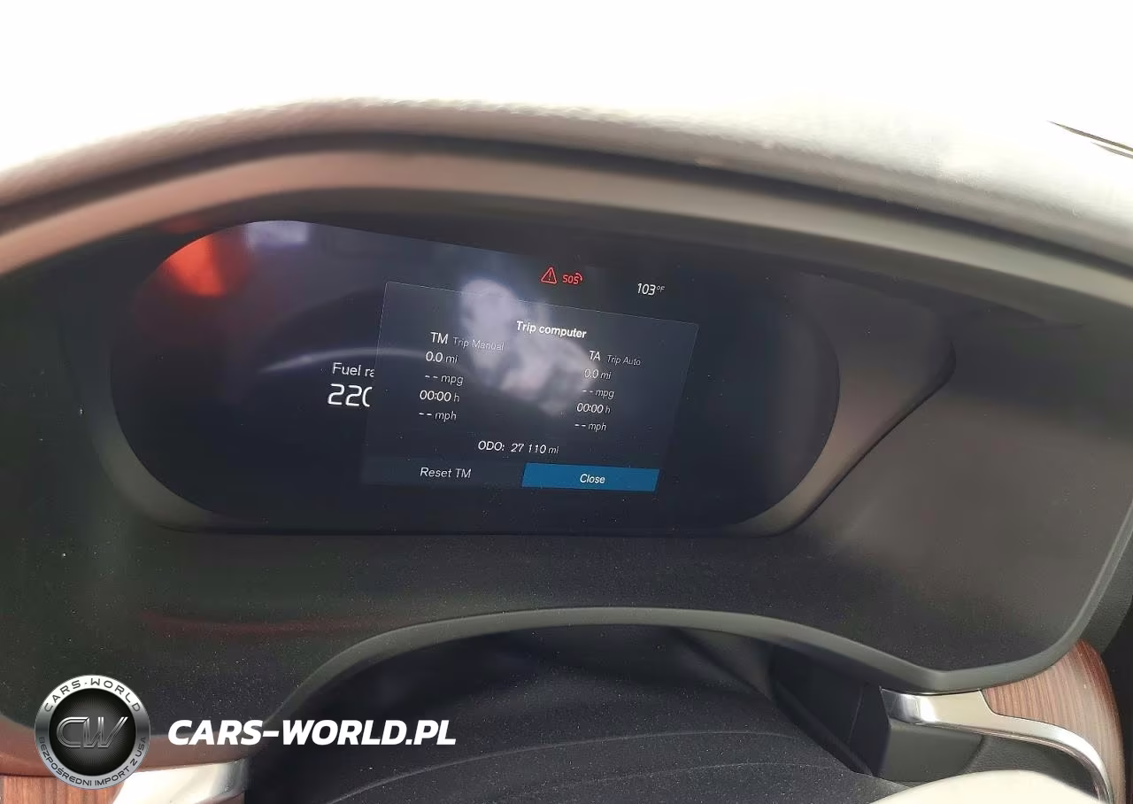 2025 Volvo V60 Cross Country Plus VIN:YV4L12WK1S2147916 - 9