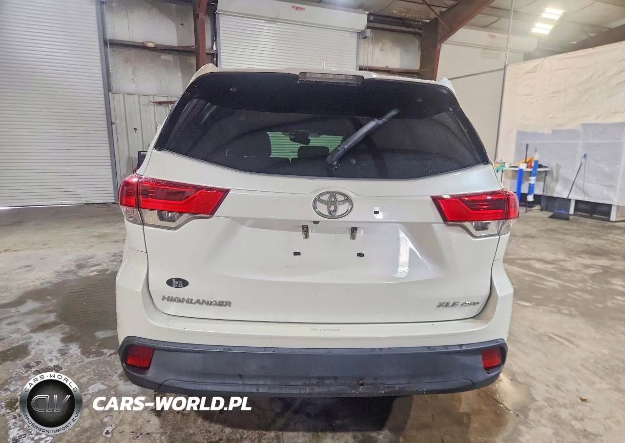 2017 Toyota Highlander Xle VIN:5TDJZRFH0HS394989 - 6