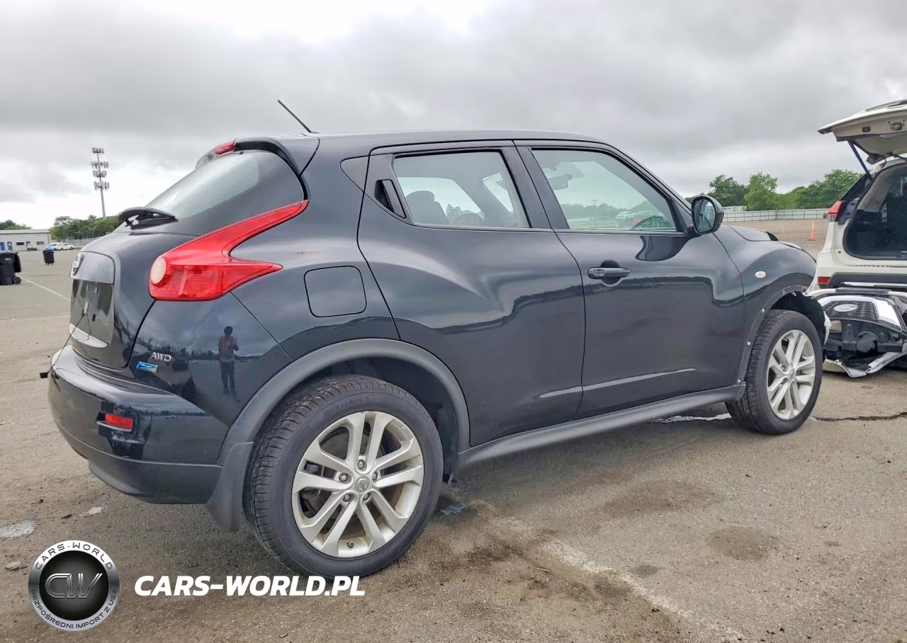 2014 Nissan Juke S VIN:JN8AF5MV6ET482473 - 3
