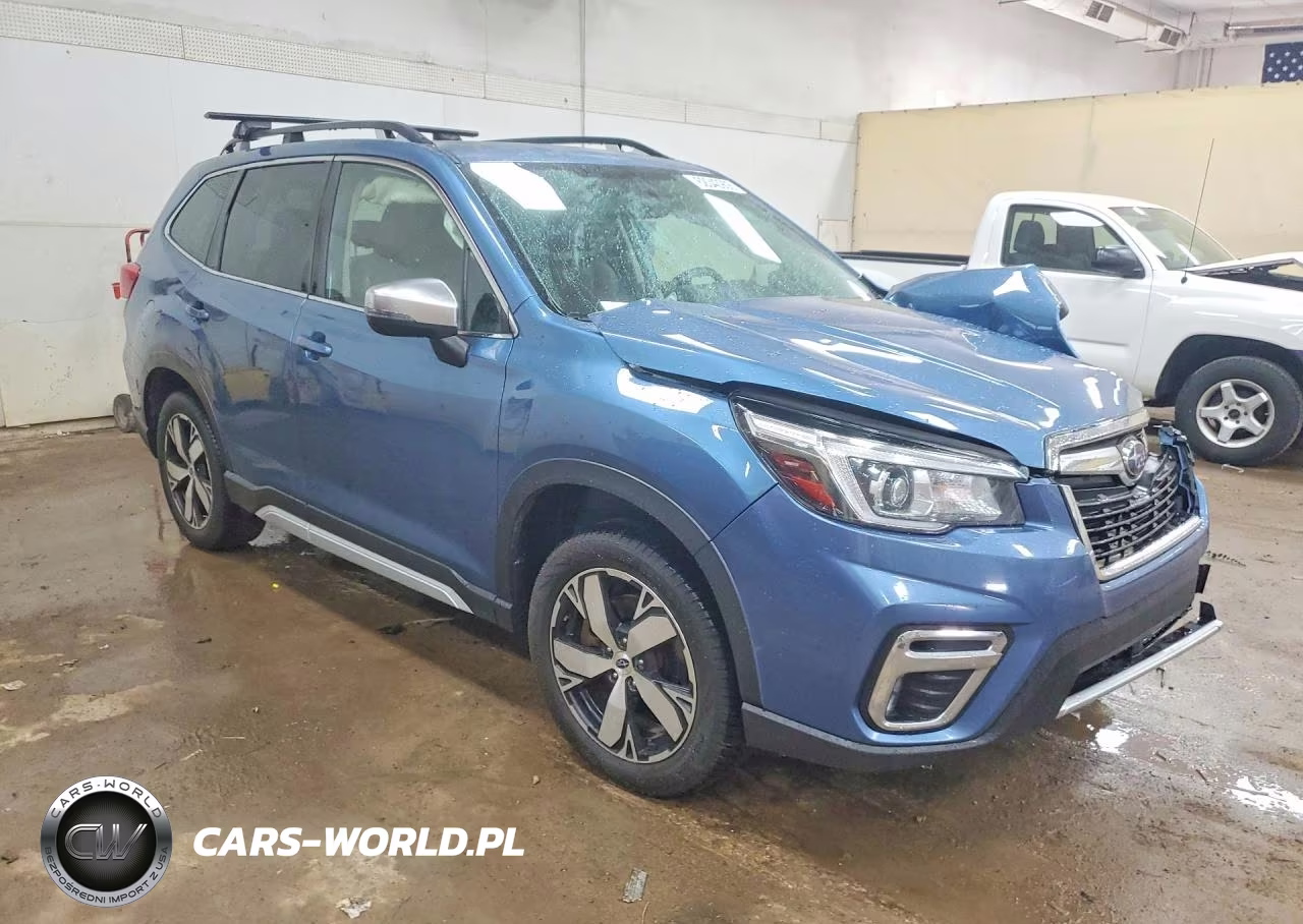 2020 Subaru Forester Touring VIN:JF2SKAXC8LH493183 - 4