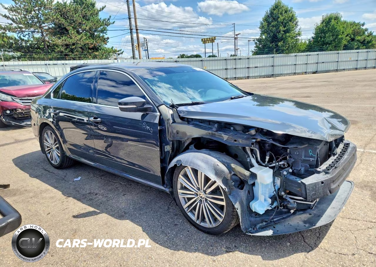 2015 Volkswagen Passat Se VIN:1VWBT7A34FC072681 - 4