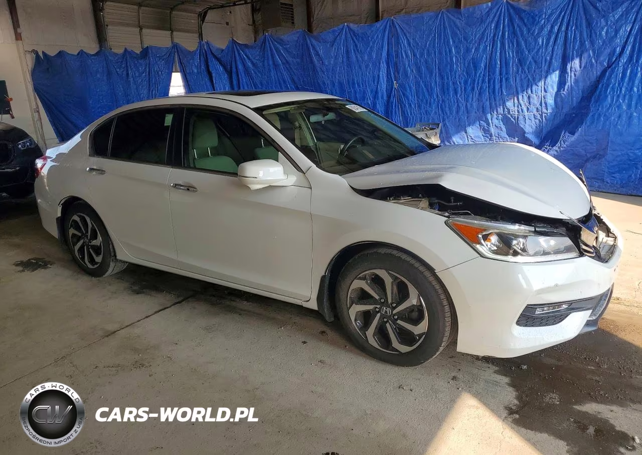2017 Honda Accord Ex VIN:1HGCR2F7XHA151700 - 4