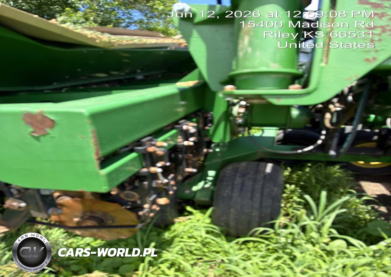 2010 Greatlains 2N-2410 - No-Till Grain Drill VIN:GPC1498 - 12