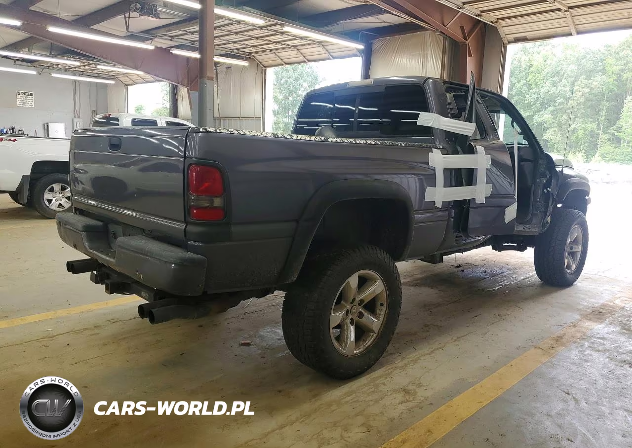1999 Dodge Ram 1500 VIN:1B7HF13Z6XJ621636 - 3