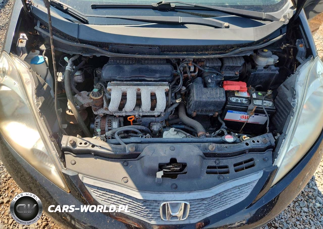 2010 Honda Fit Sport VIN:JHMGE8G42AC002712 - 11