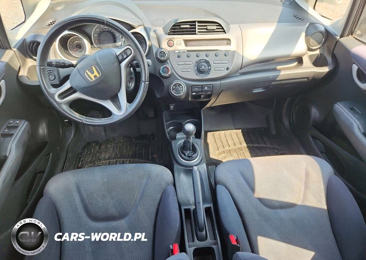 2010 Honda Fit Sport VIN:JHMGE8G42AC002712 - 8