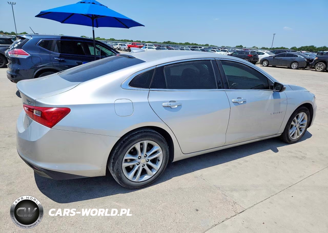 2017 Chevrolet Malibu Lt VIN:1G1ZE5ST3HF157598 - 3