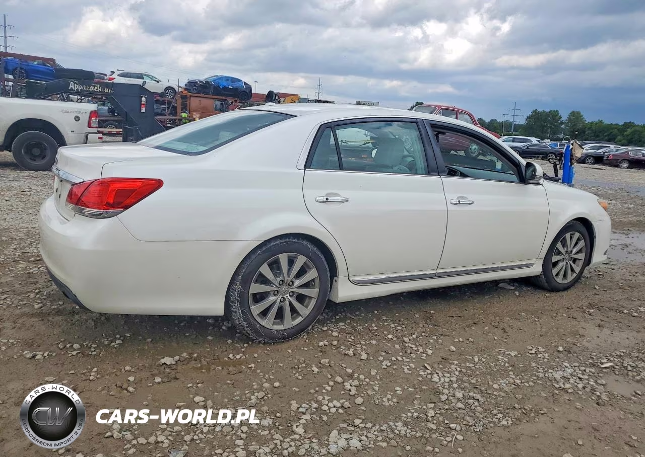 2011 Toyota Avalon Limited VIN:4T1BK3DB4BU391810 - 3