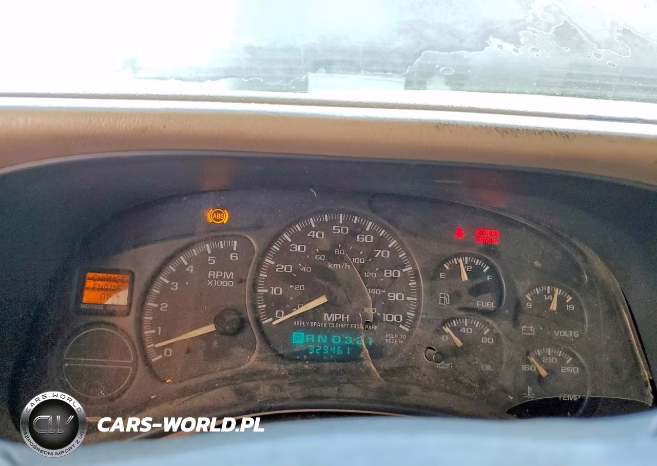 2002 Chevrolet Tahoe C1500 VIN:1GNEC13VX2R222626 - 9