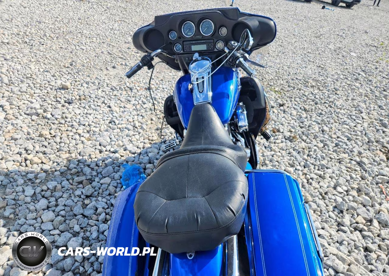 2007 Harley-Davidson Flhtcui VIN:1HD1FC4187Y713133 - 6