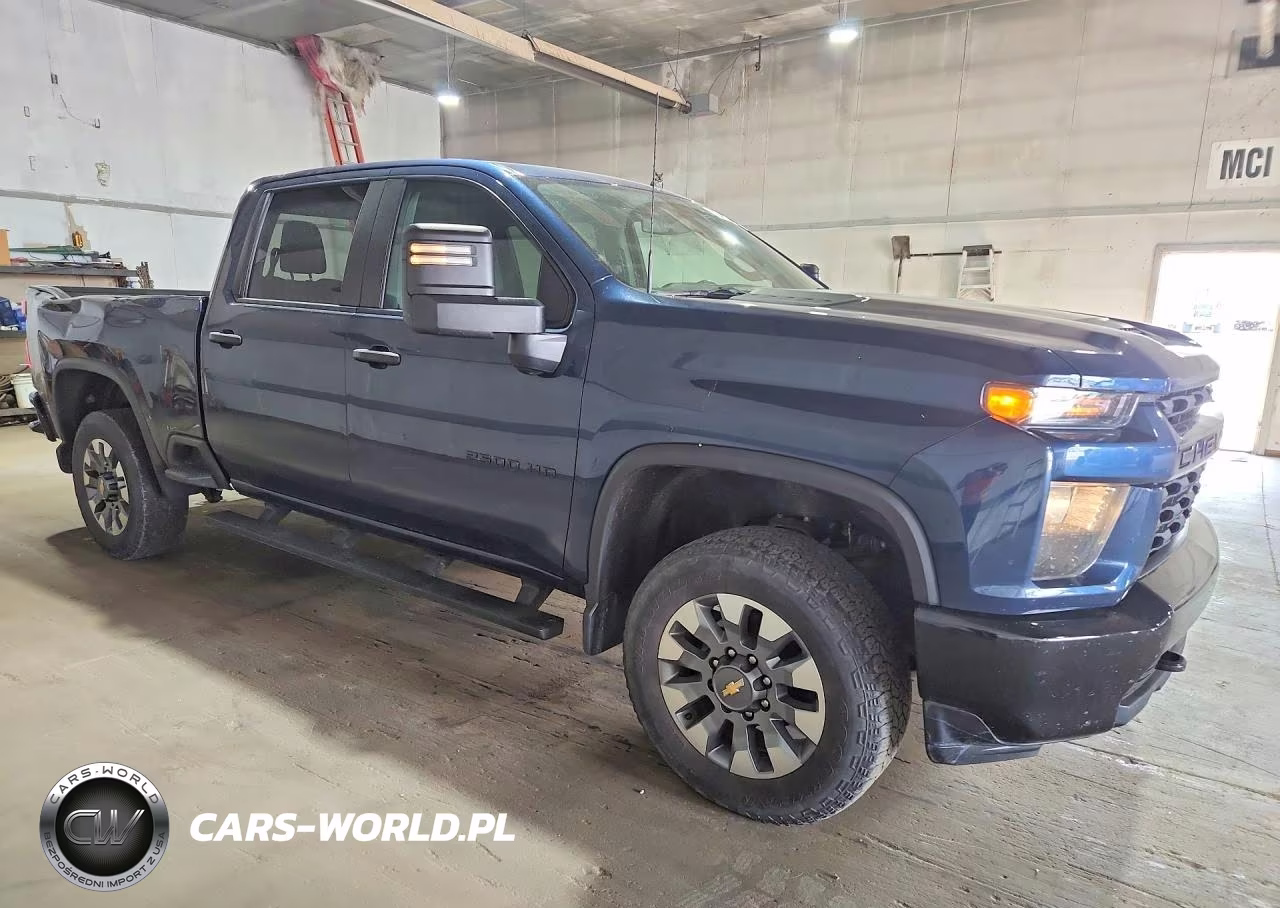 2023 Chevrolet Silverado K2500 Custom VIN:2GC4YME77P1719686 - 4