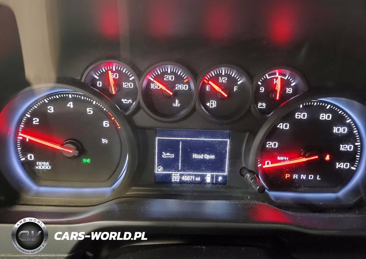 2023 Chevrolet Silverado K2500 Custom VIN:2GC4YME77P1719686 - 9