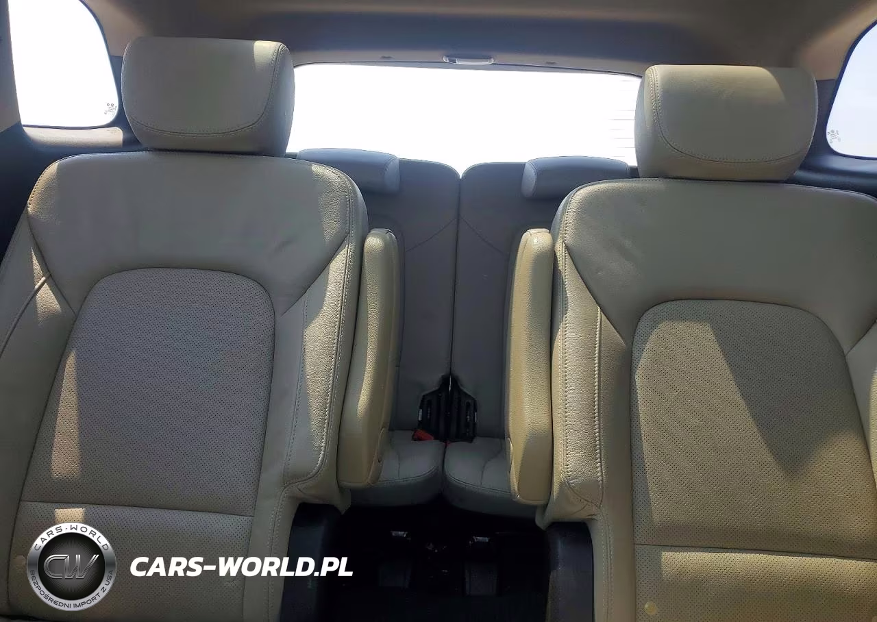 2015 Hyundai Santa Fe Limited VIN:KM8SRDHF1FU090271 - 10