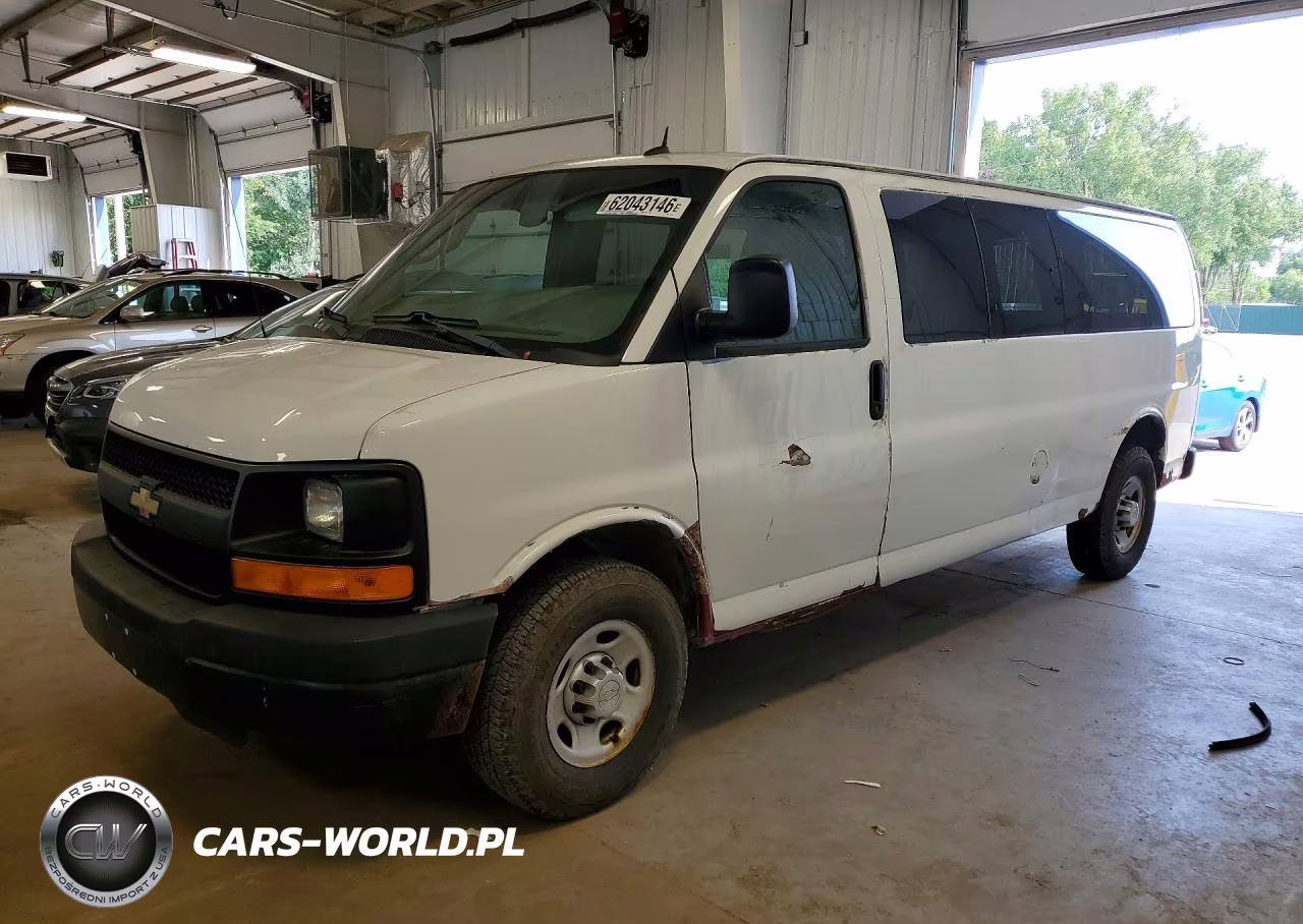 2011 Chevrolet Express G3500 Ls VIN:1GNZGZHG9B1100871 - 1