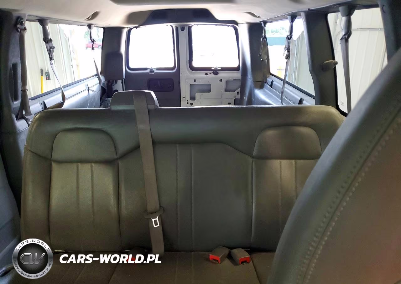 2011 Chevrolet Express G3500 Ls VIN:1GNZGZHG9B1100871 - 10