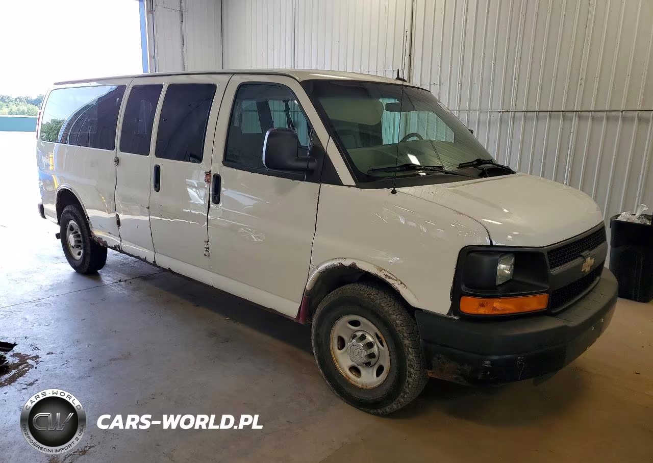 2011 Chevrolet Express G3500 Ls VIN:1GNZGZHG9B1100871 - 4