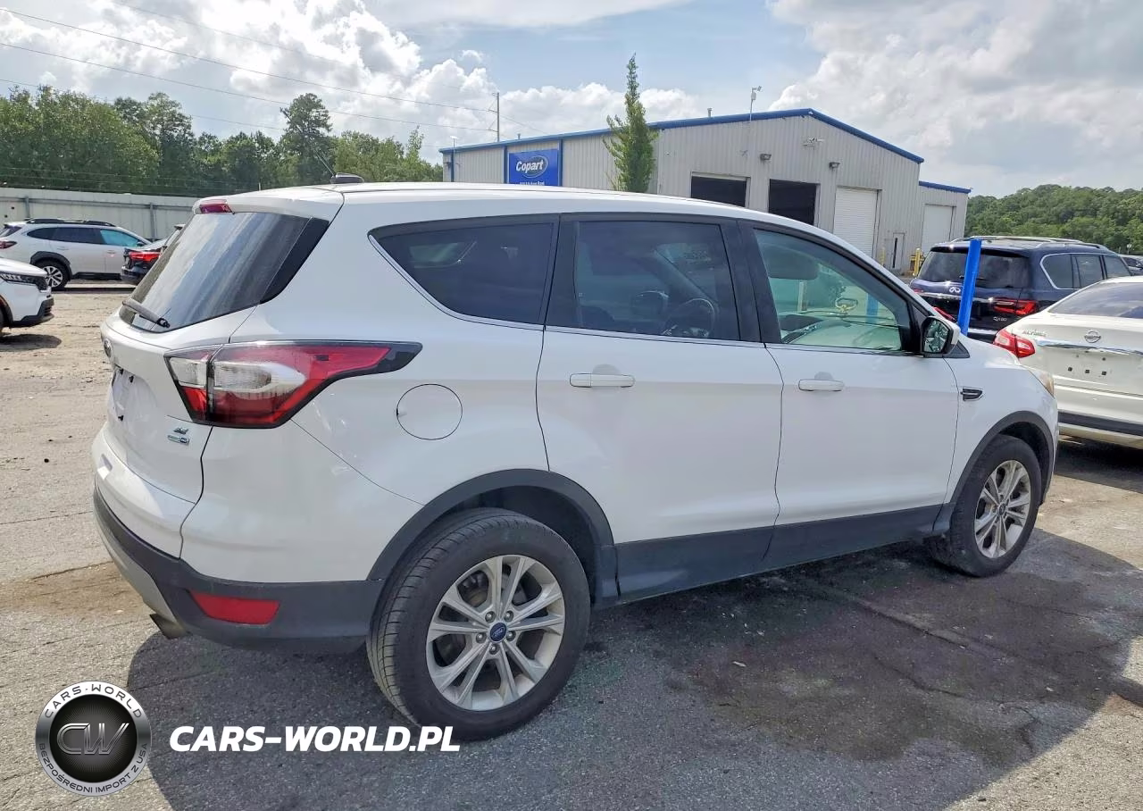 2017 Ford Escape Se VIN:1FMCU9GD9HUB05781 - 3