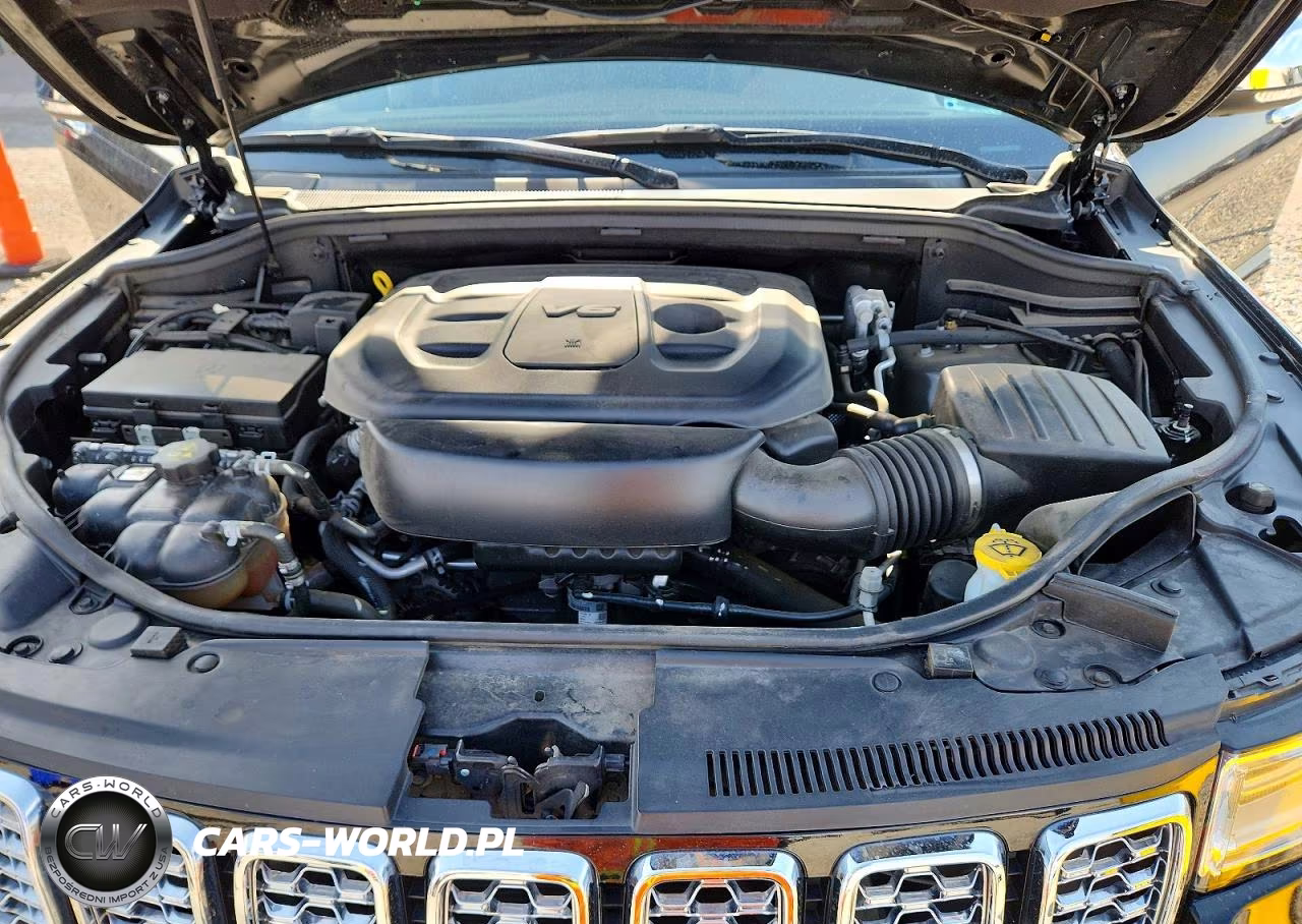 2020 Jeep Grand Cherokee Overland VIN:1C4RJFCG2LC332167 - 12