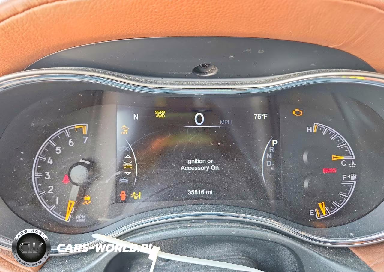 2020 Jeep Grand Cherokee Overland VIN:1C4RJFCG2LC332167 - 9