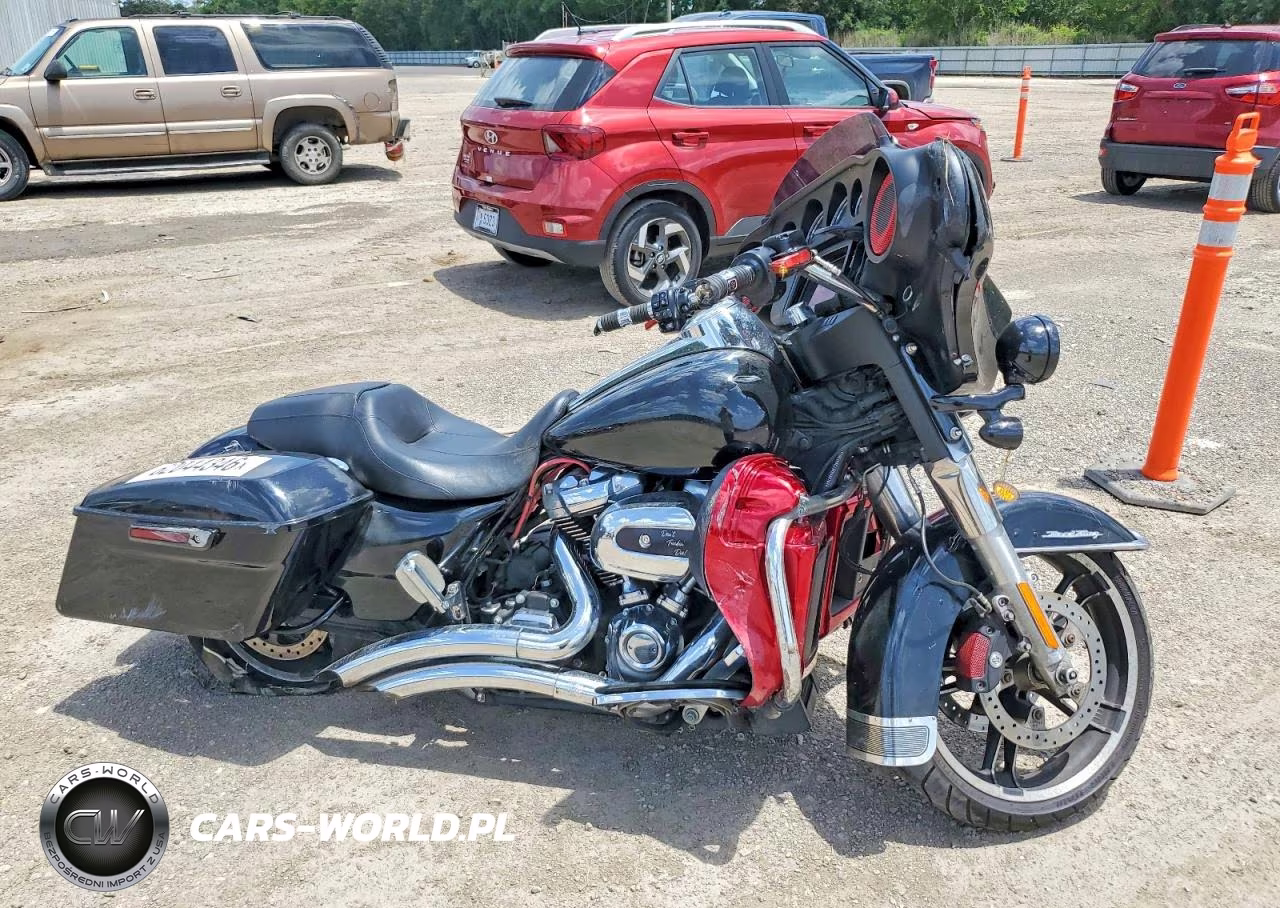 2019 Harley-Davidson Flhx