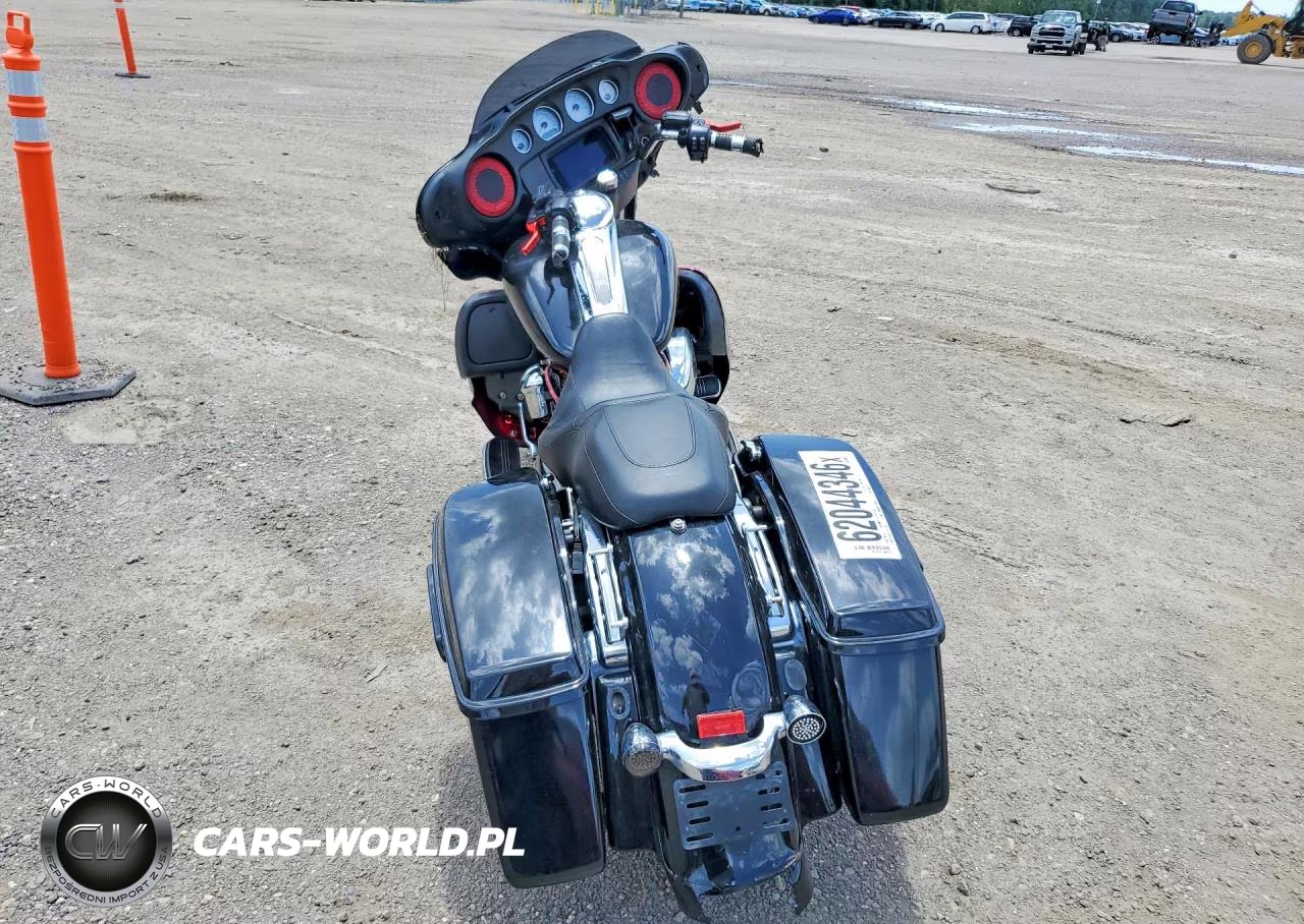 2019 Harley-Davidson Flhx VIN:1HD1KBC13KB668704 - 4
