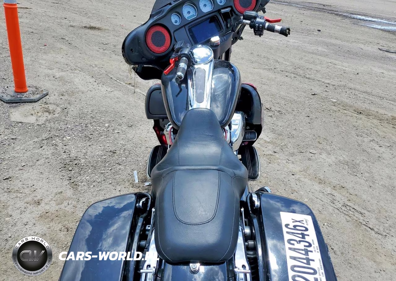 2019 Harley-Davidson Flhx VIN:1HD1KBC13KB668704 - 6